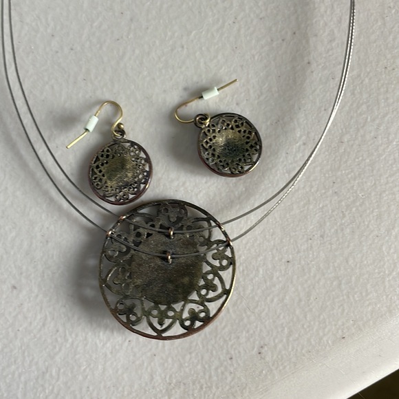 Bronze necklace and earring set - Picture 5 of 5